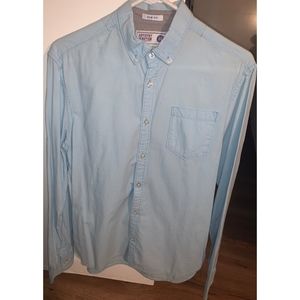 Slim fit dress shirt